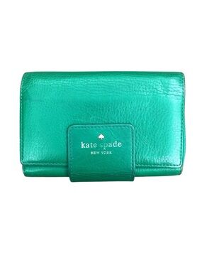 Vibrant Kelly Green Kate Spade Bifold Pebbled Leather Wallet